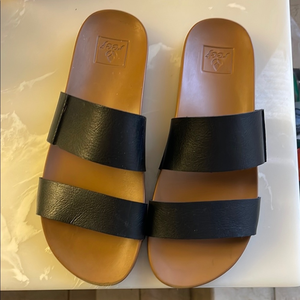 Reef Black sandals